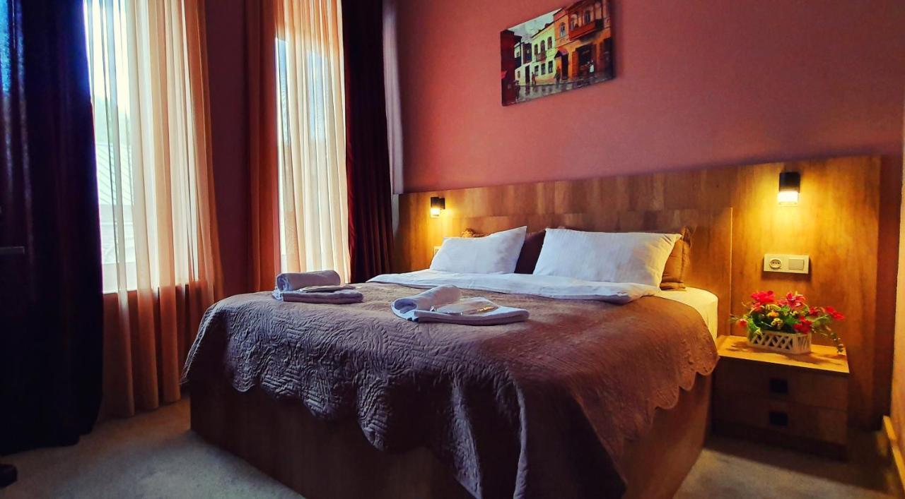 Epic Meidan Hotel Тбилиси Екстериор снимка