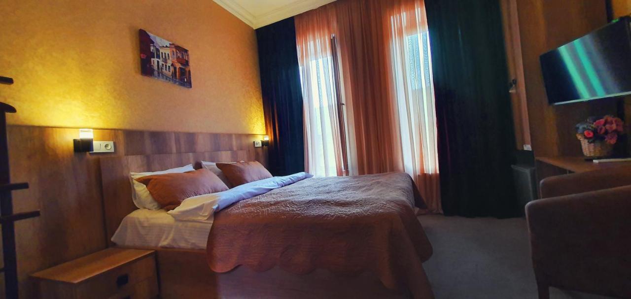 Epic Meidan Hotel Тбилиси Екстериор снимка