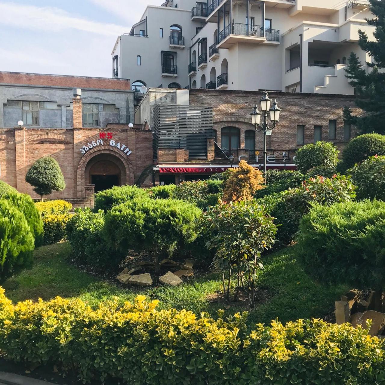 Epic Meidan Hotel Тбилиси Екстериор снимка