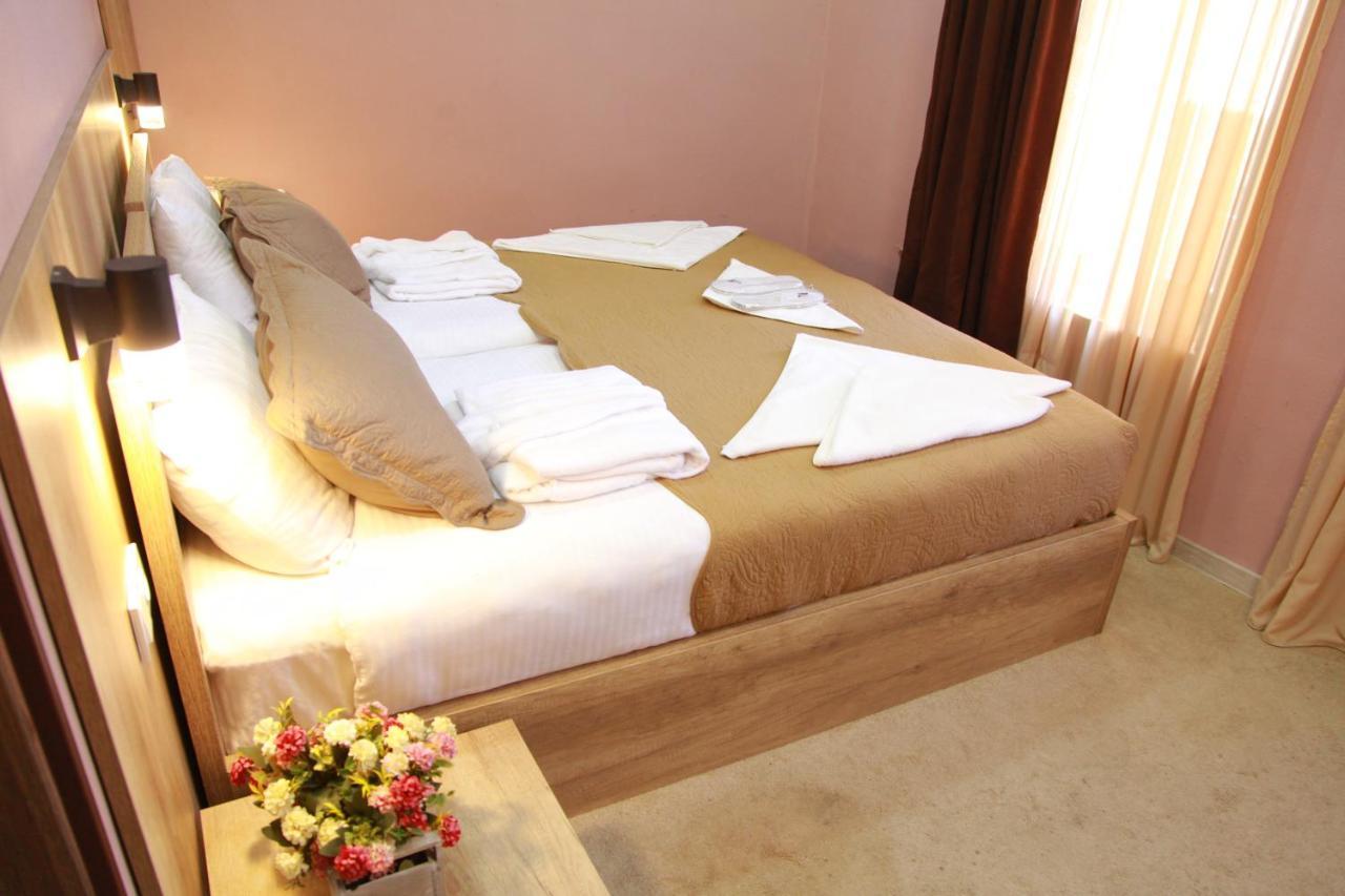 Epic Meidan Hotel Тбилиси Екстериор снимка