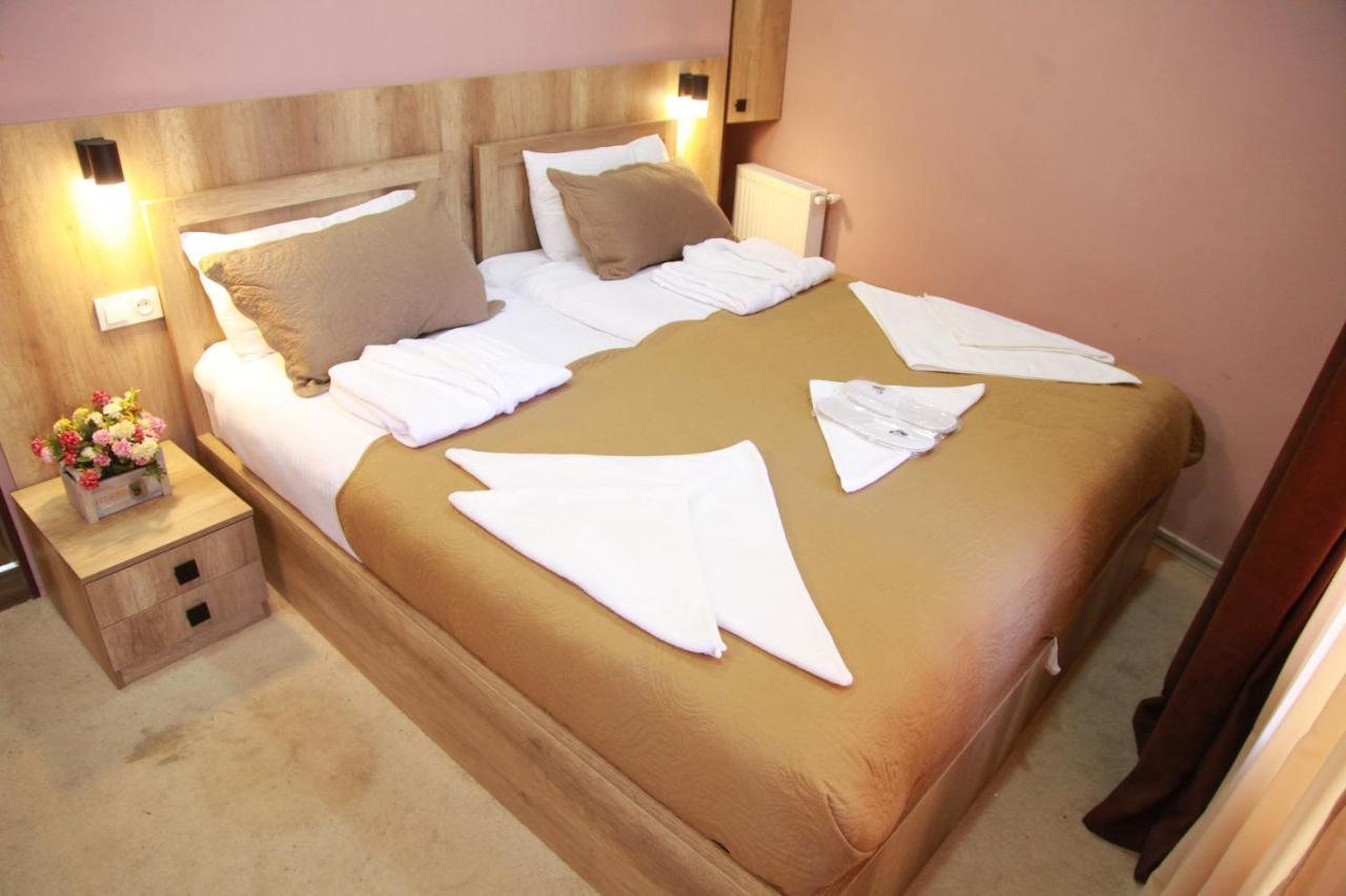 Epic Meidan Hotel Тбилиси Екстериор снимка