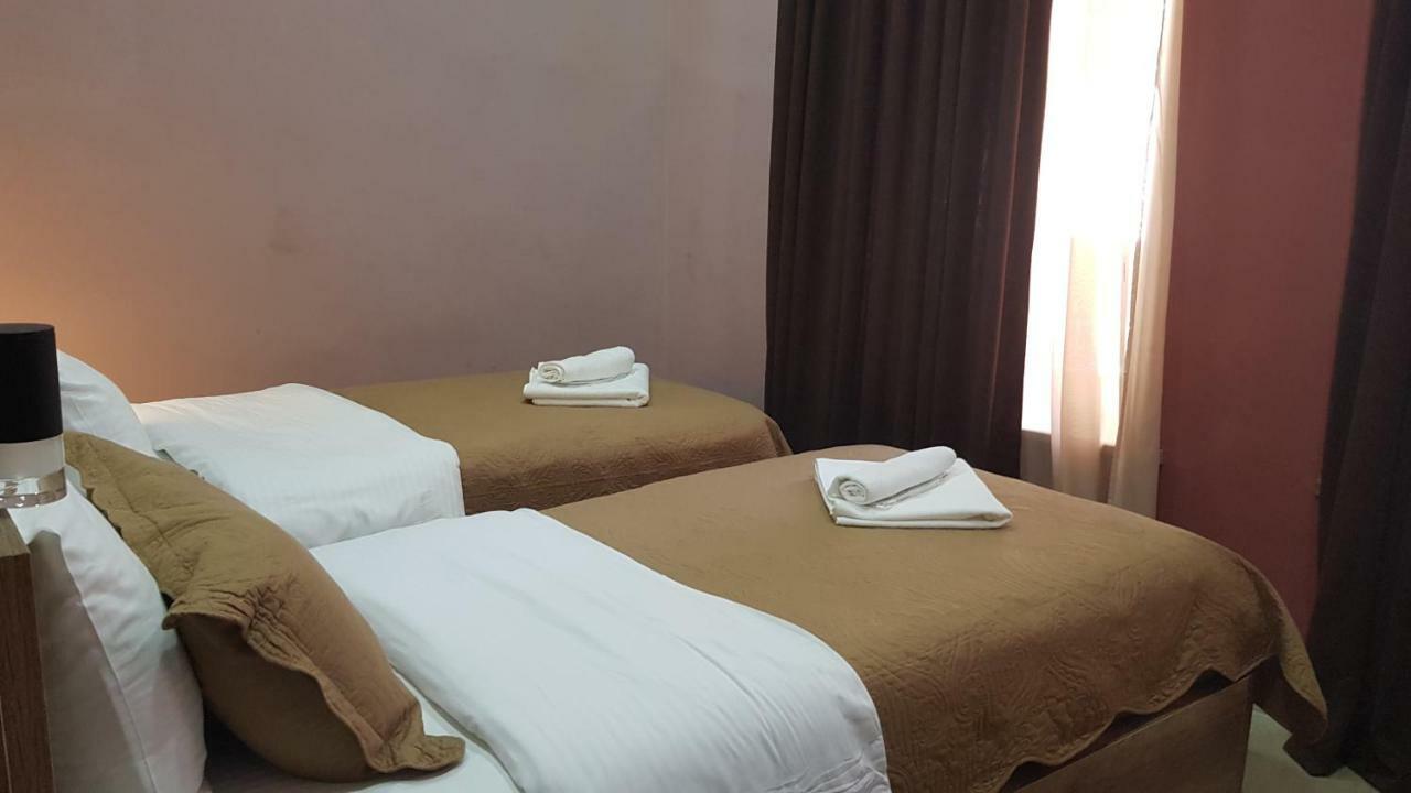 Epic Meidan Hotel Тбилиси Екстериор снимка