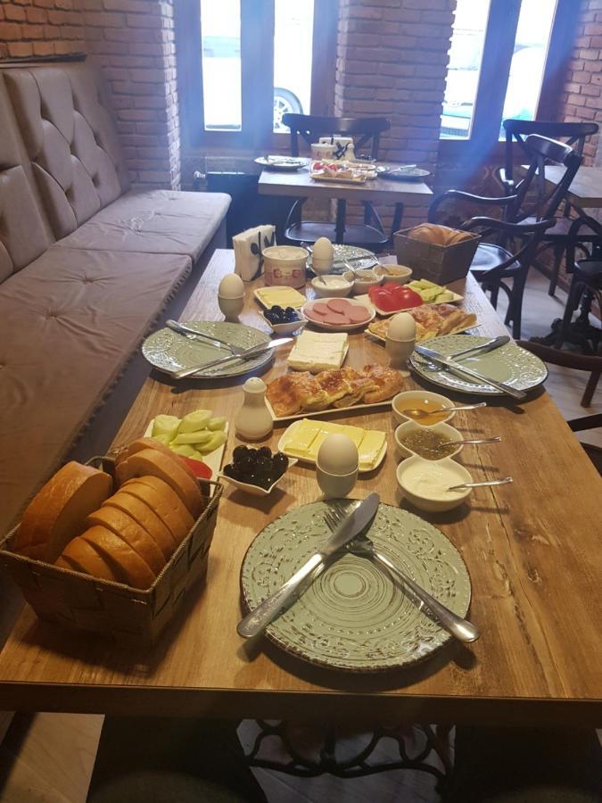 Epic Meidan Hotel Тбилиси Екстериор снимка